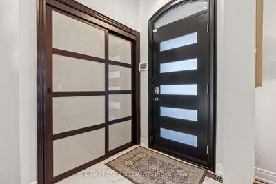 174 Milkweed Way, Oakville - Bronte image-0-4