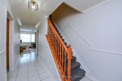 2 Charters Rd, Brampton - Madoc image-0-4