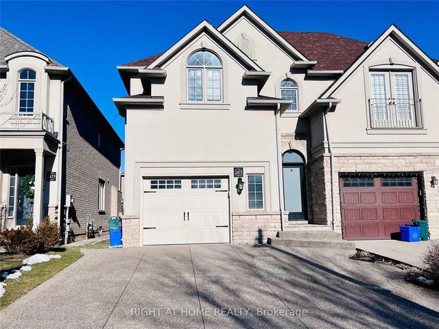 2471 Felhaber Crescent