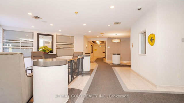 1209 - 12 Laurelcrest Street