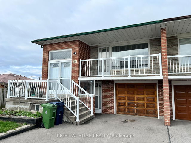 24 Paradelle Crescent