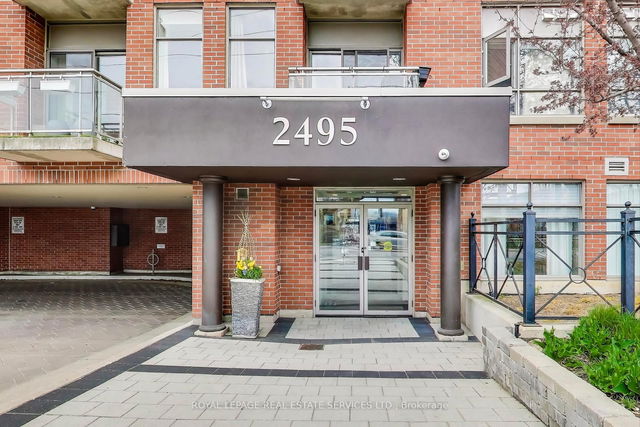 201 - 2495 Dundas Street
