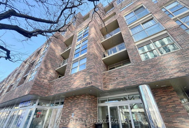 812 - 1787 St Clair Avenue