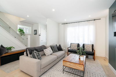 19 Valleyview Gdns, Toronto - Lambton Baby Point image-0-2
