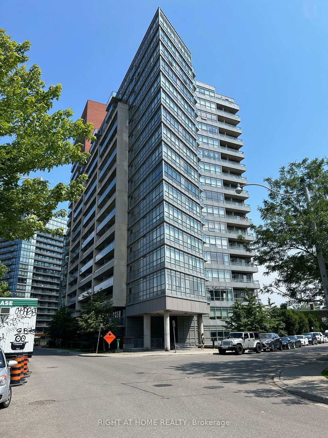 2109 - 38 Joe Shuster Way