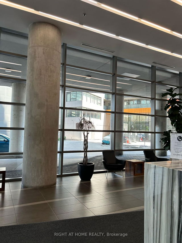 2109 - 38 Joe Shuster Way