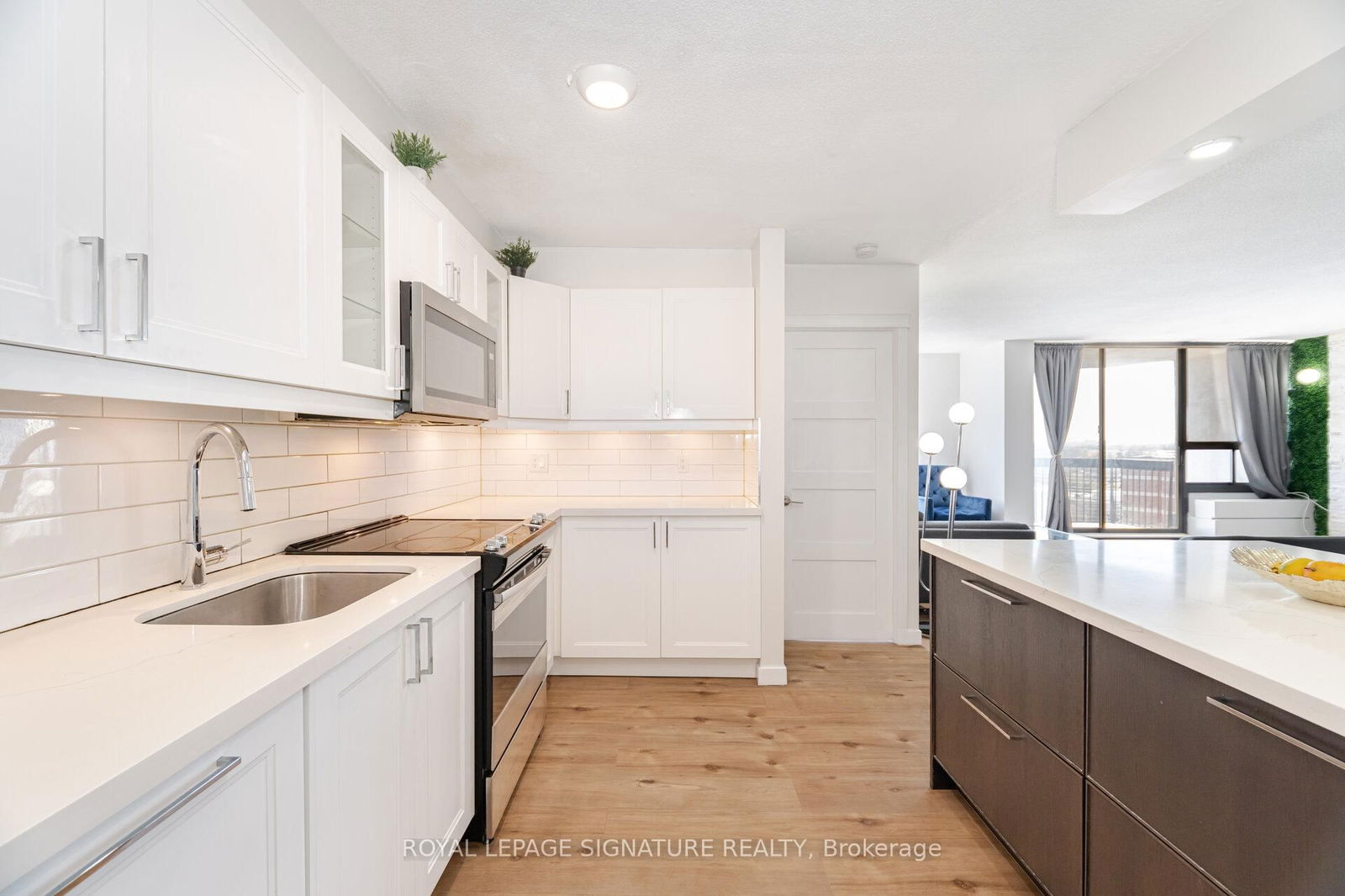 Condo for sale at 1512-50 Mississauga Valley Boulevard, Mississauga, Mississauga Valleys, L5A 3S2 - MLS: W12111487