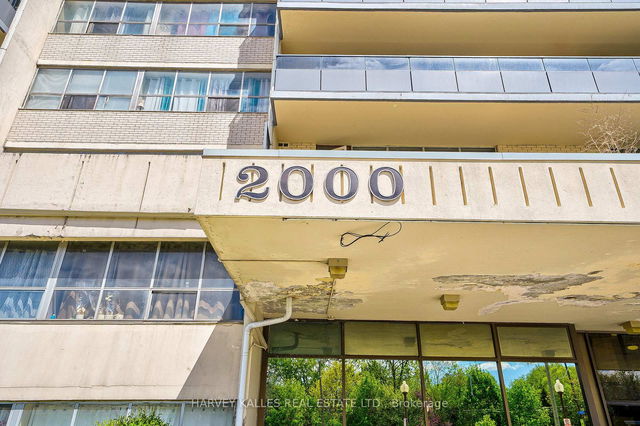 411 - 2000 Sheppard Avenue