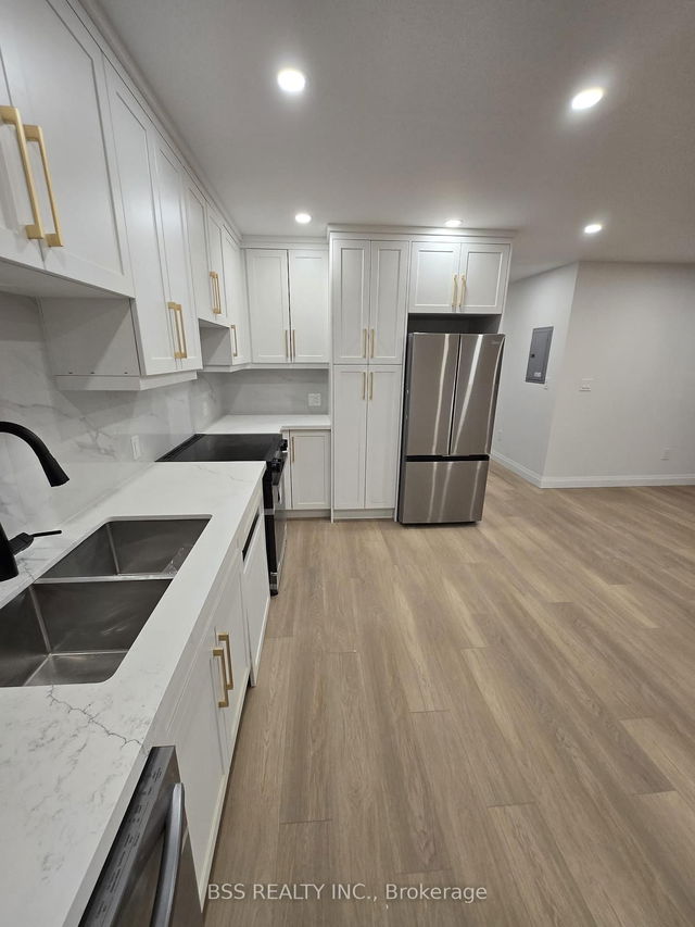 Unit 3 - 699 Royal York Road
