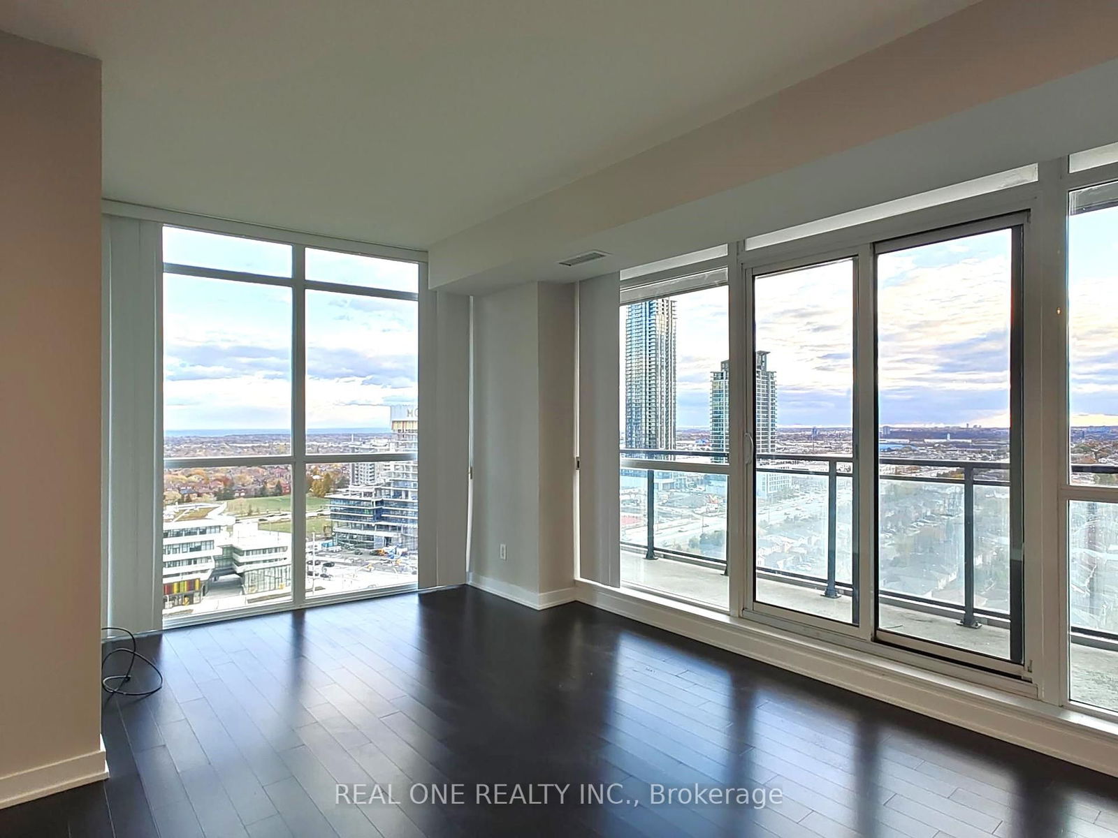 Condo for lease at 1604-4065 Brickstone Mews, Mississauga, City Centre, L5B 0G3 - MLS: W12111707