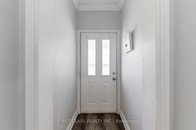 1113 Dufferin Street