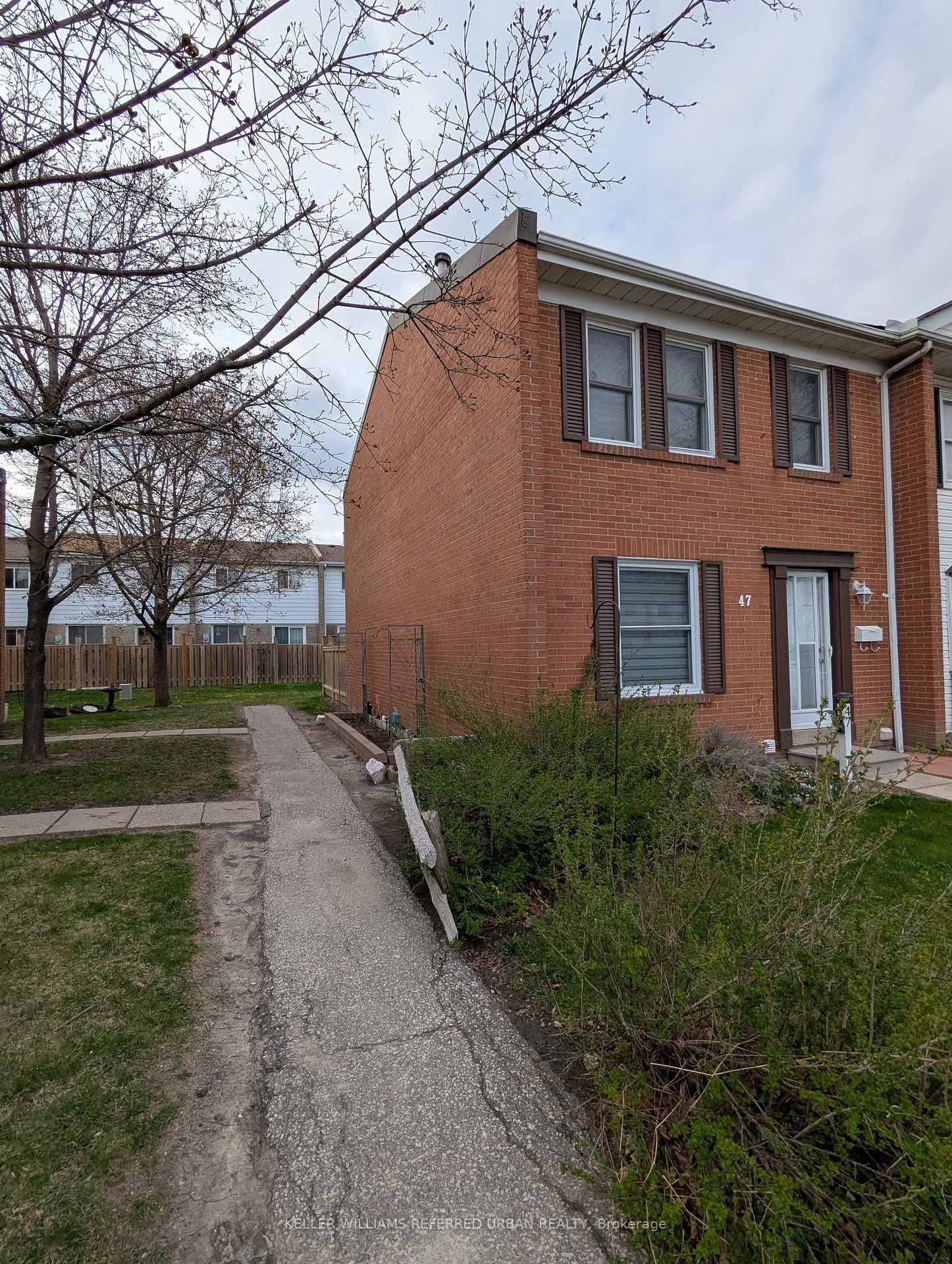 Townhouse for sale at 47-1020 Central Park Drive, Brampton, Northgate, L6S 3L6 - MLS: W12112065