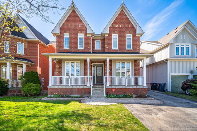 915 Gaslight Way
