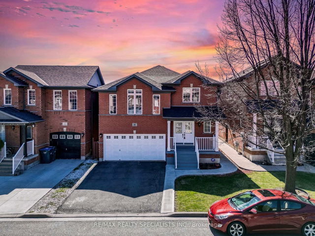 10 Chestermere Crescent