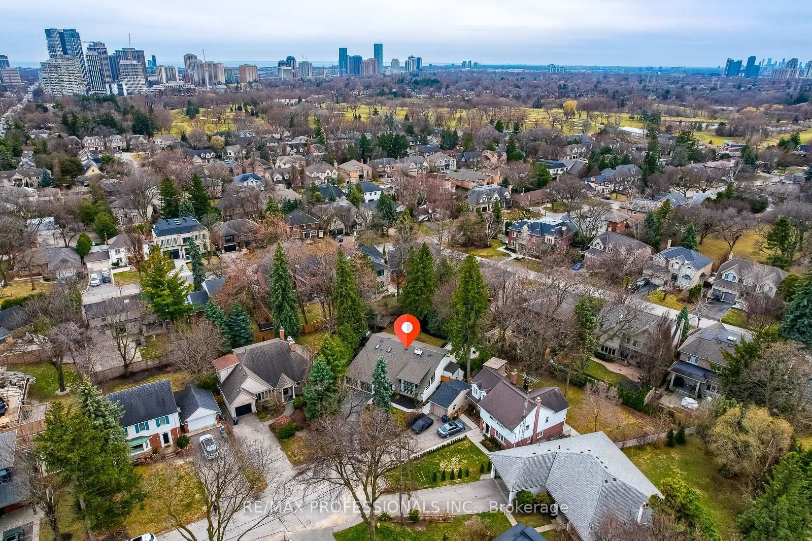 Detached House for sale at 6 Ainsley Gdns, Toronto, Princess-Rosethorn, M9A 1M5 - MLS: W12112363