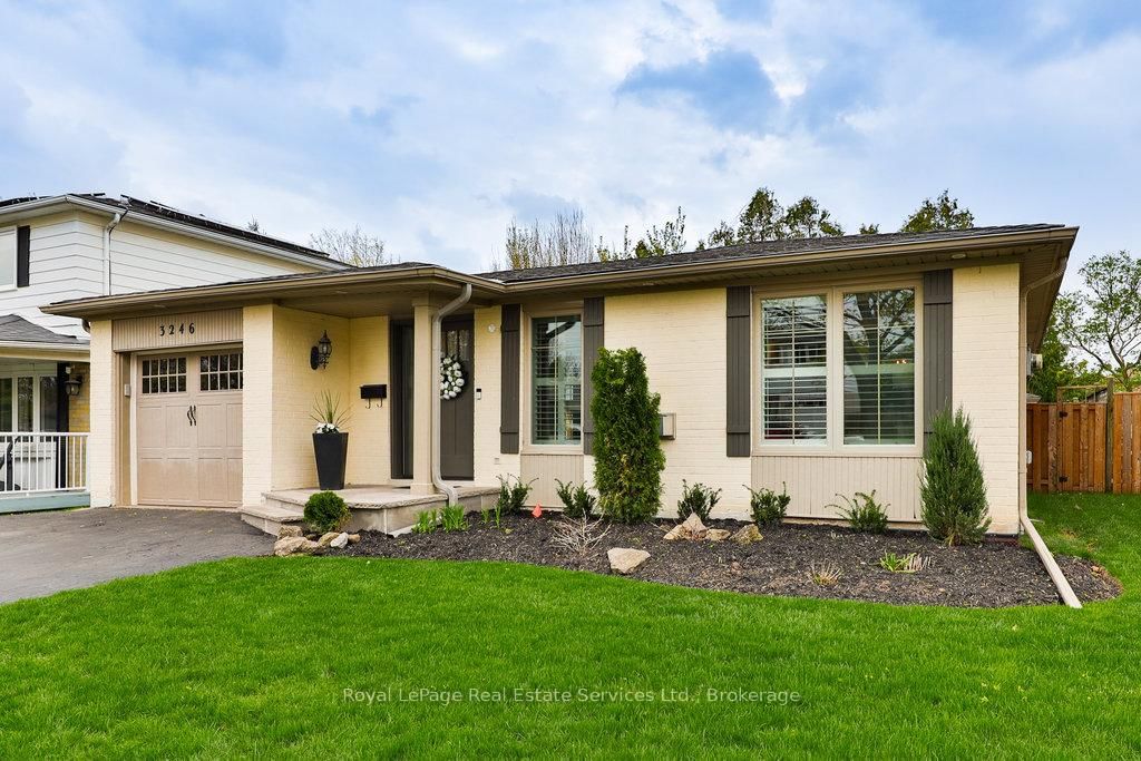 Detached House for sale at 3246 Lansdown Drive, Burlington, Palmer, L7M 1K3 - MLS: W12112418