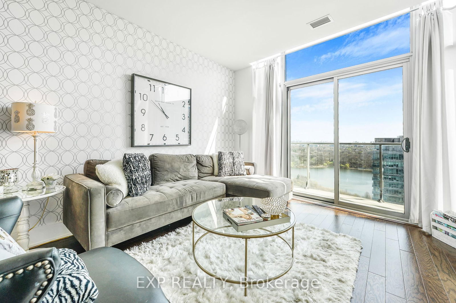 Condo for lease at 2913-103 The Queensway Avenue, Toronto, High Park-Swansea, M6S 5B3 - MLS: W12112480
