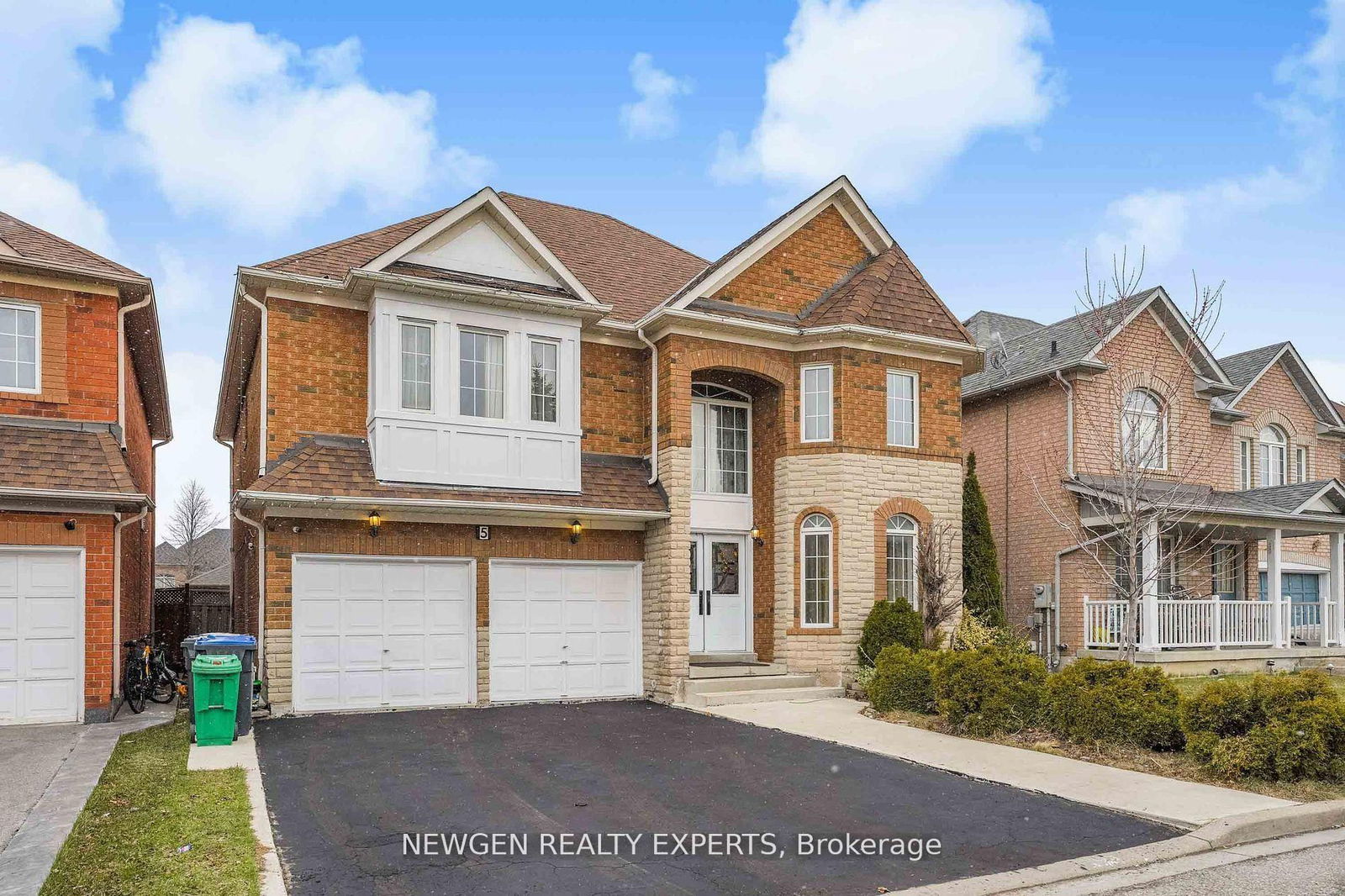 Detached House for sale at 5 Wildhorse Lane, Brampton, Sandringham-Wellington, L6R 2E5 - MLS: W12112583