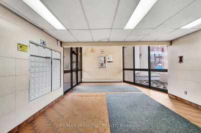 Unit 157 — 10 Eddystone Ave, Toronto - Glenfield-Jane Heights image-0-3