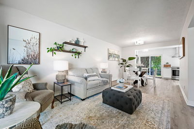 148 McCraney St, Oakville - College Park image-0-4