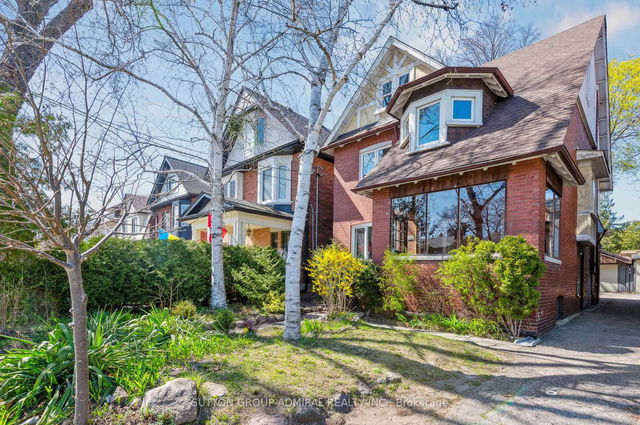42 Woodside Avenue