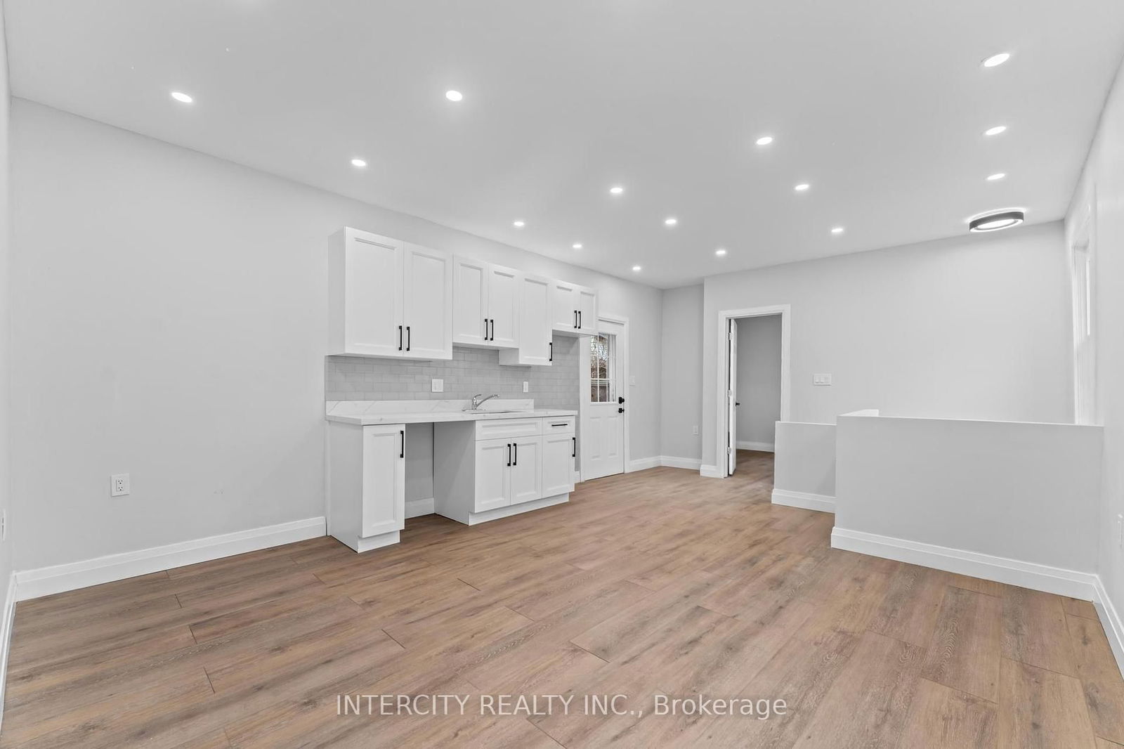 Detached House for sale at 68 Greendale Avenue, Toronto, Rockcliffe-Smythe, M6N 4P6 - MLS: W12112824