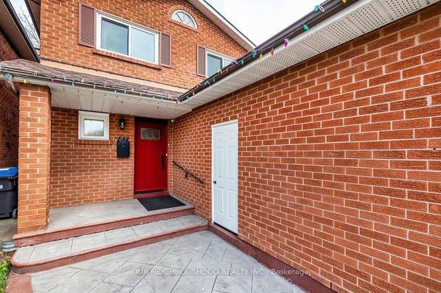 87 Flamingo Crescent