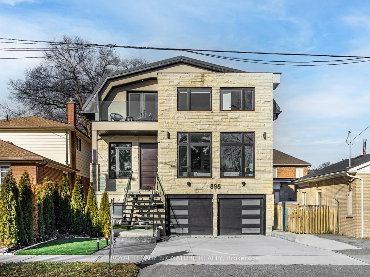 Detached House for sale at 895 Ninth Street, Mississauga, Lakeview, L5E 1S1 - MLS: W12112923