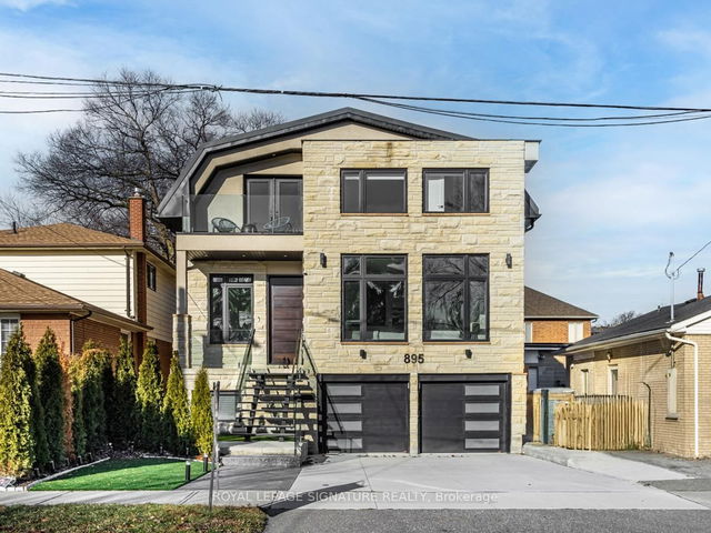 895 Ninth Street