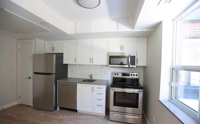 202 - 1012 Bloor Street
