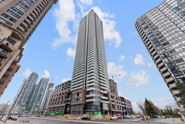 2706 - 430 Square One Drive