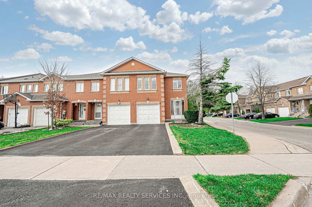 19 - 192 Cresthaven Road