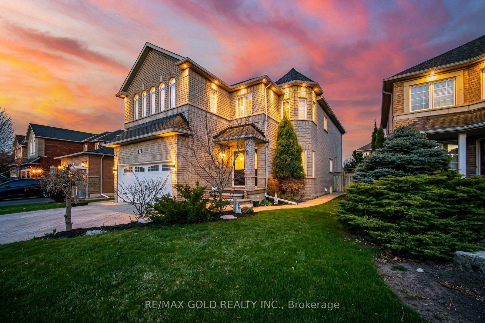 Detached House for sale at 55 Royal Valley Drive, Caledon, Rural Caledon, L7C 1A9 - MLS: W12112979