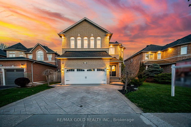 55 Royal Valley Drive