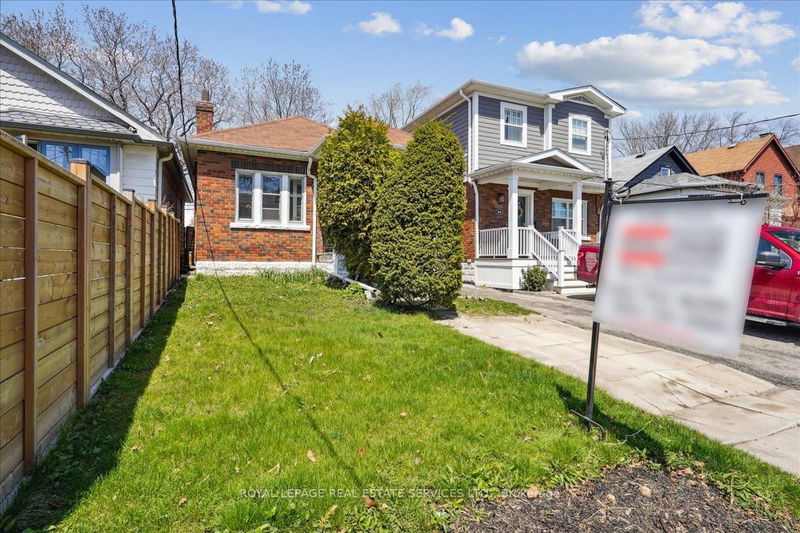 26 Elma St, Toronto - Mimico image-0-0