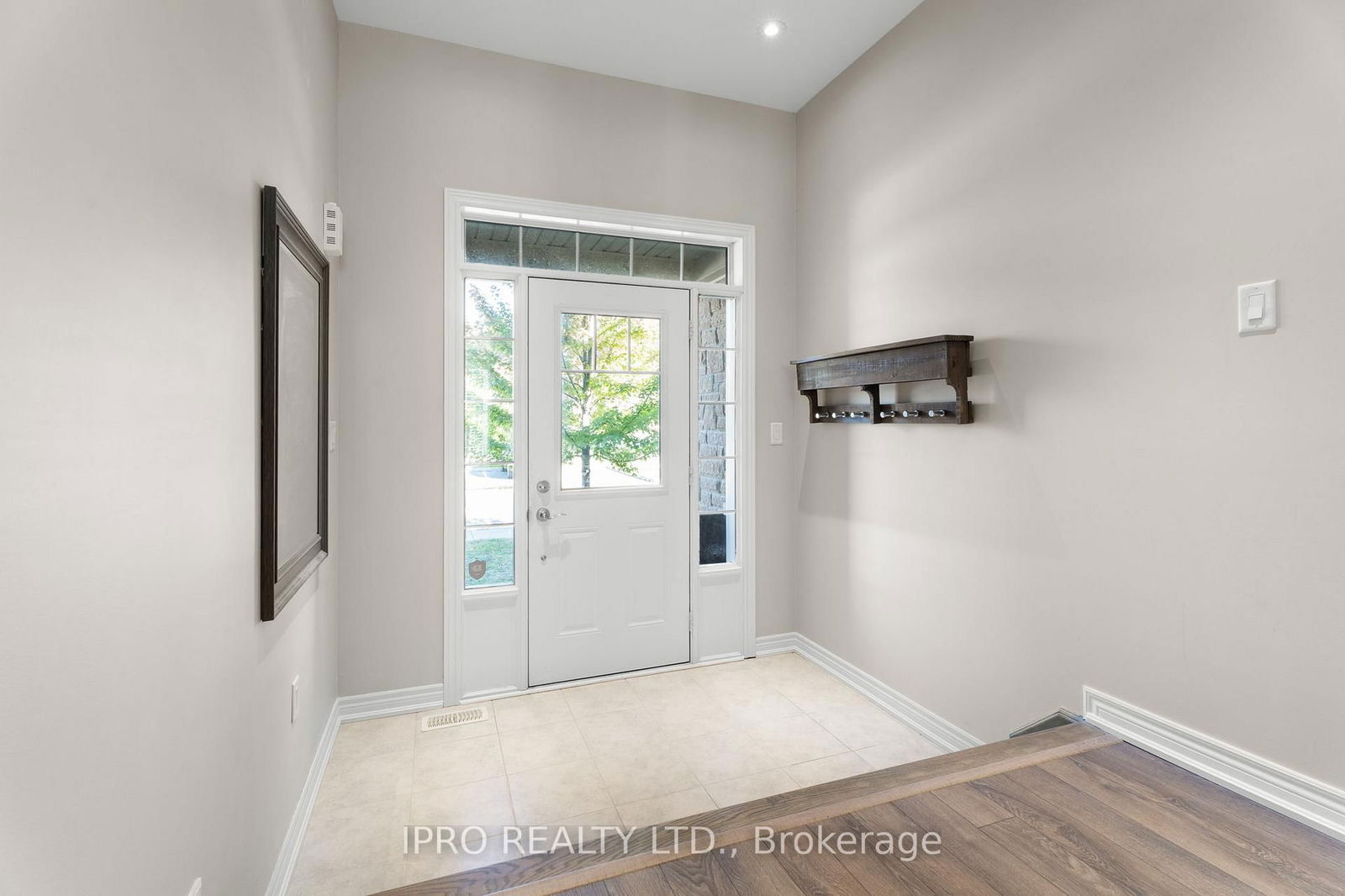 Townhouse for sale at 22 Abigail Crescent, Caledon, Rural Caledon, L7C 4C7 - MLS: W12113122