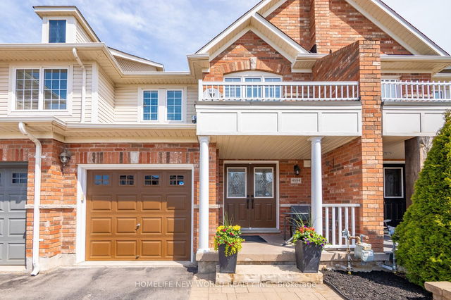 4884 Capri Crescent