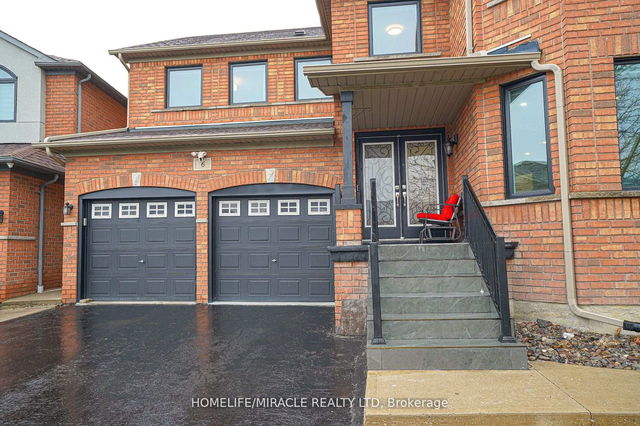 6 Maplecrest Court