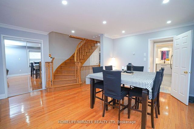 6 Maplecrest Court