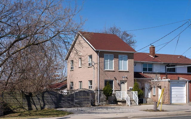 2338, 2338R, 2340, Keele Street