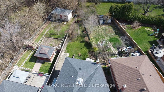 577 Rustic Road