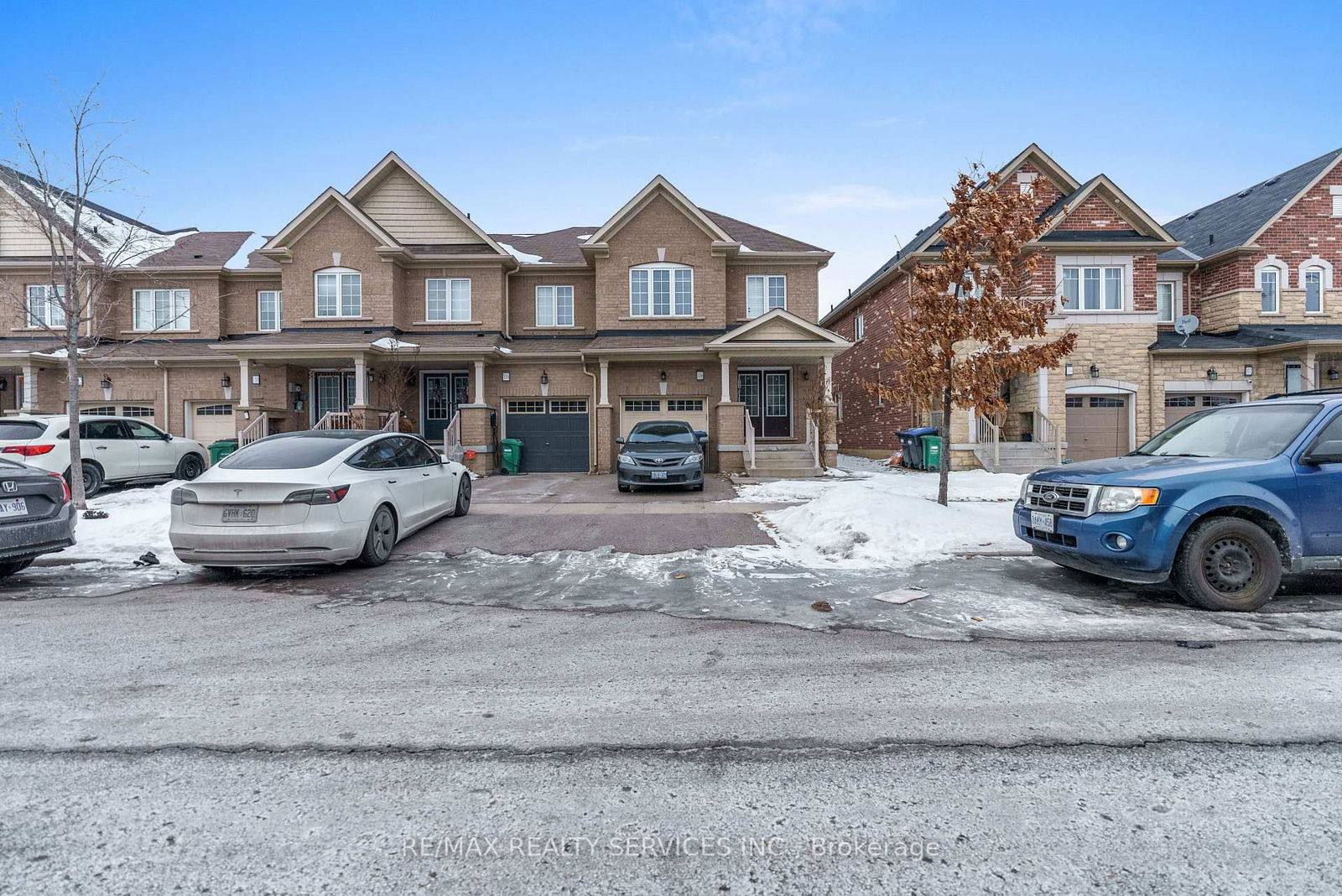 Townhouse for lease at Upper-106 Baffin Crescent, Brampton, Northwest Brampton, L7A 0C7 - MLS: W12113686