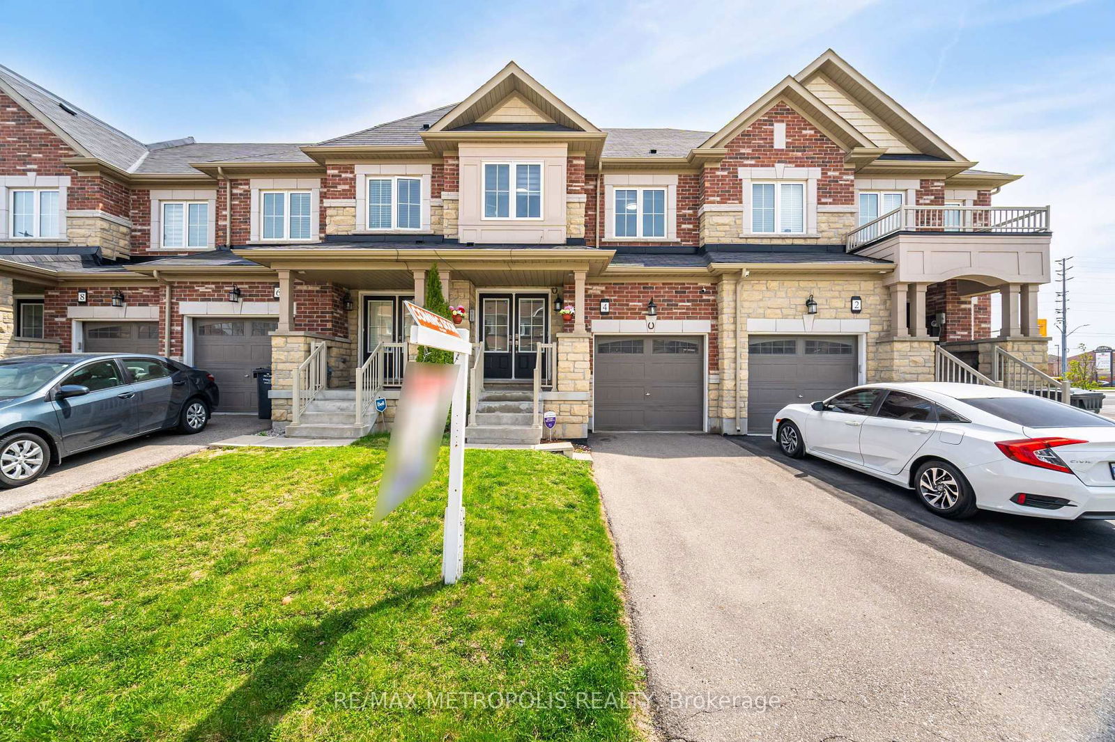Townhouse for sale at 4 Edsel Road, Brampton, Northwest Brampton, L7A 4K6 - MLS: W12113794