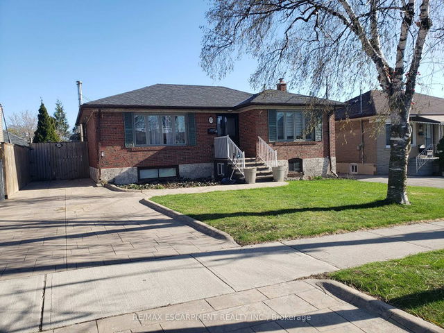35 Marcia Avenue