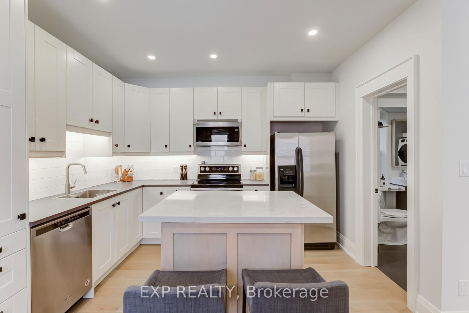 Detached House for sale at 187 Clendenan Avenue, Toronto, High Park North, M6P 2W9 - MLS: W12114044