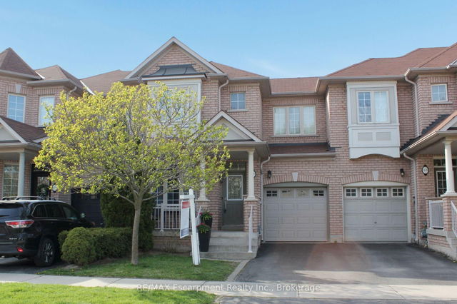 3430 Hayhurst Crescent