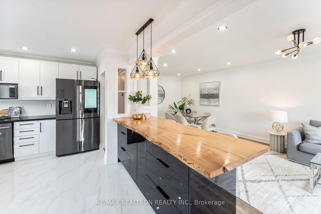 121 Grandravine Drive