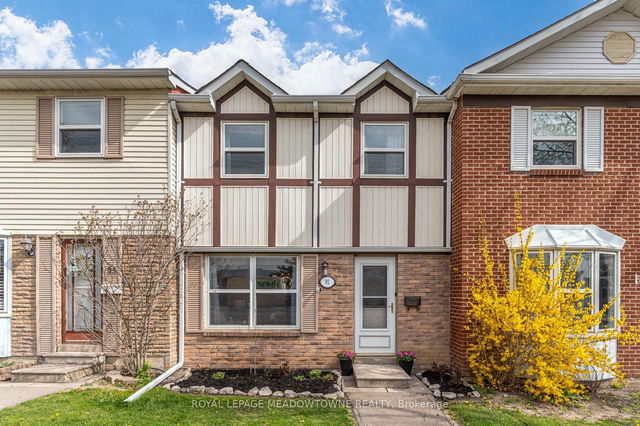 92 Morley Crescent