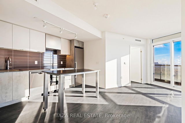 3007 - 30 Gibbs Road
