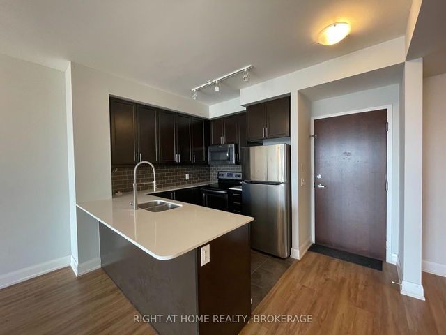 523 - 2480 Prince Michael Drive